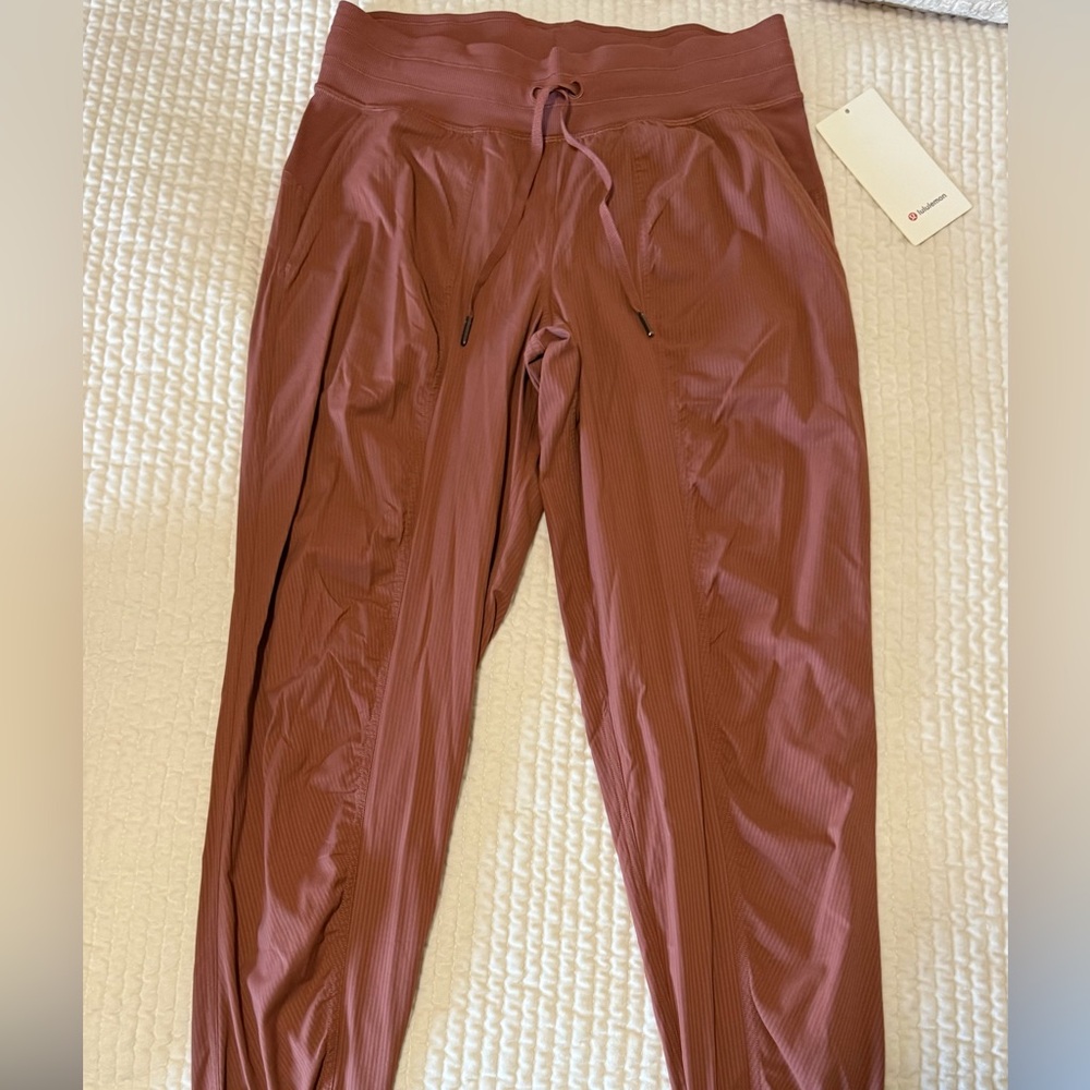 🤎🧡Lululemon Dance Studio Mid-Rise Jogger in Ancient Copper 🧡🤎 - Picture 6 of 11
